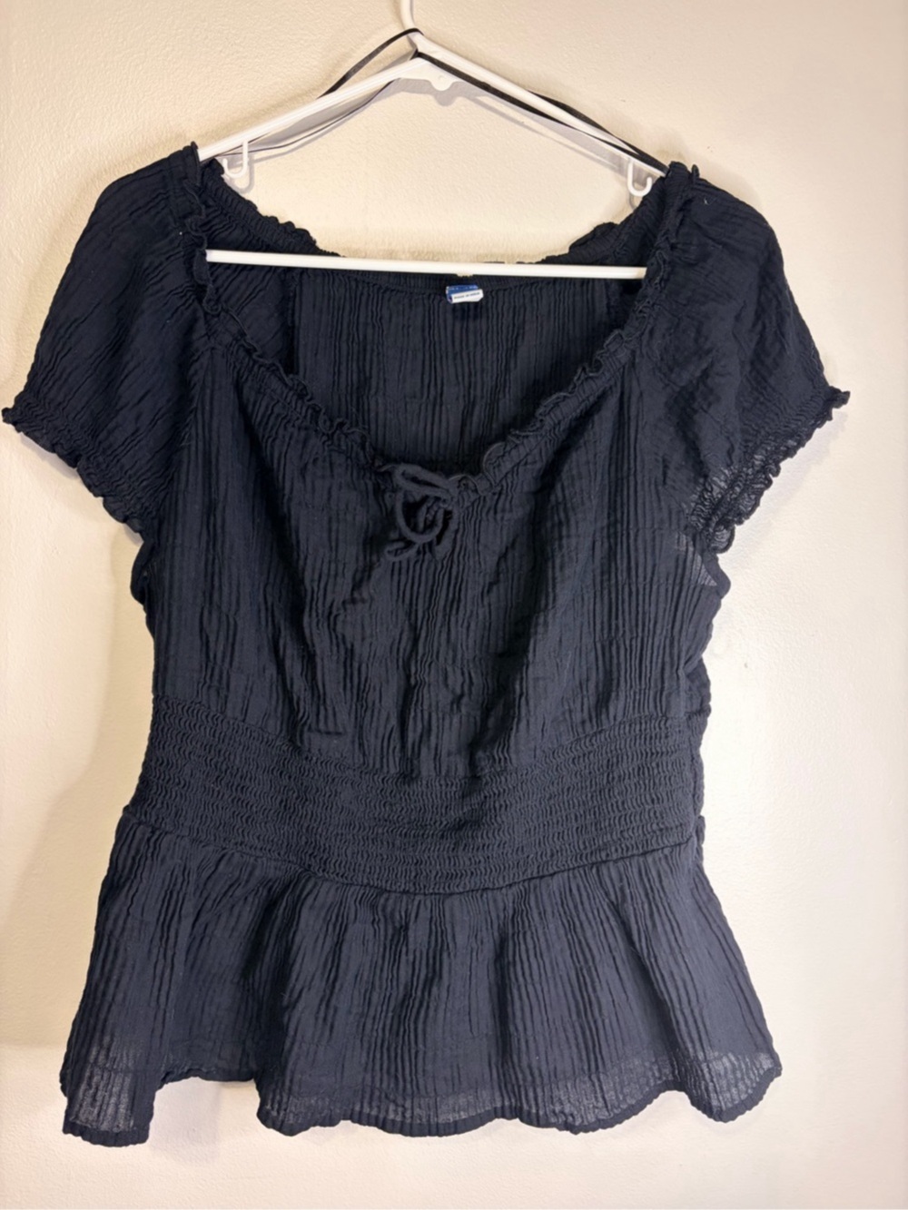 Old Navy Short Sleeve Blouse in Black Size Large